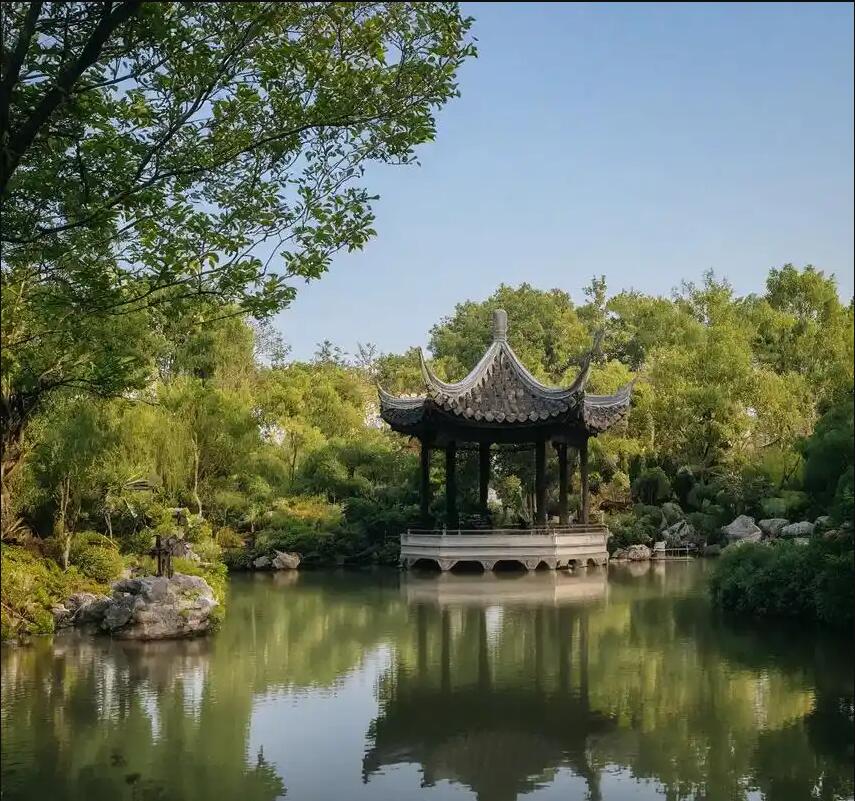 芦溪县雨韵建筑有限公司